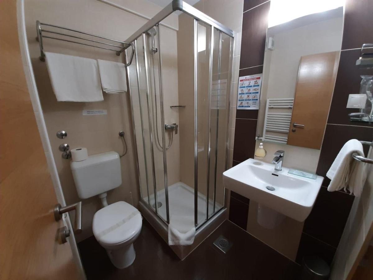 Hotel Garic Garesnica Dış mekan fotoğraf
