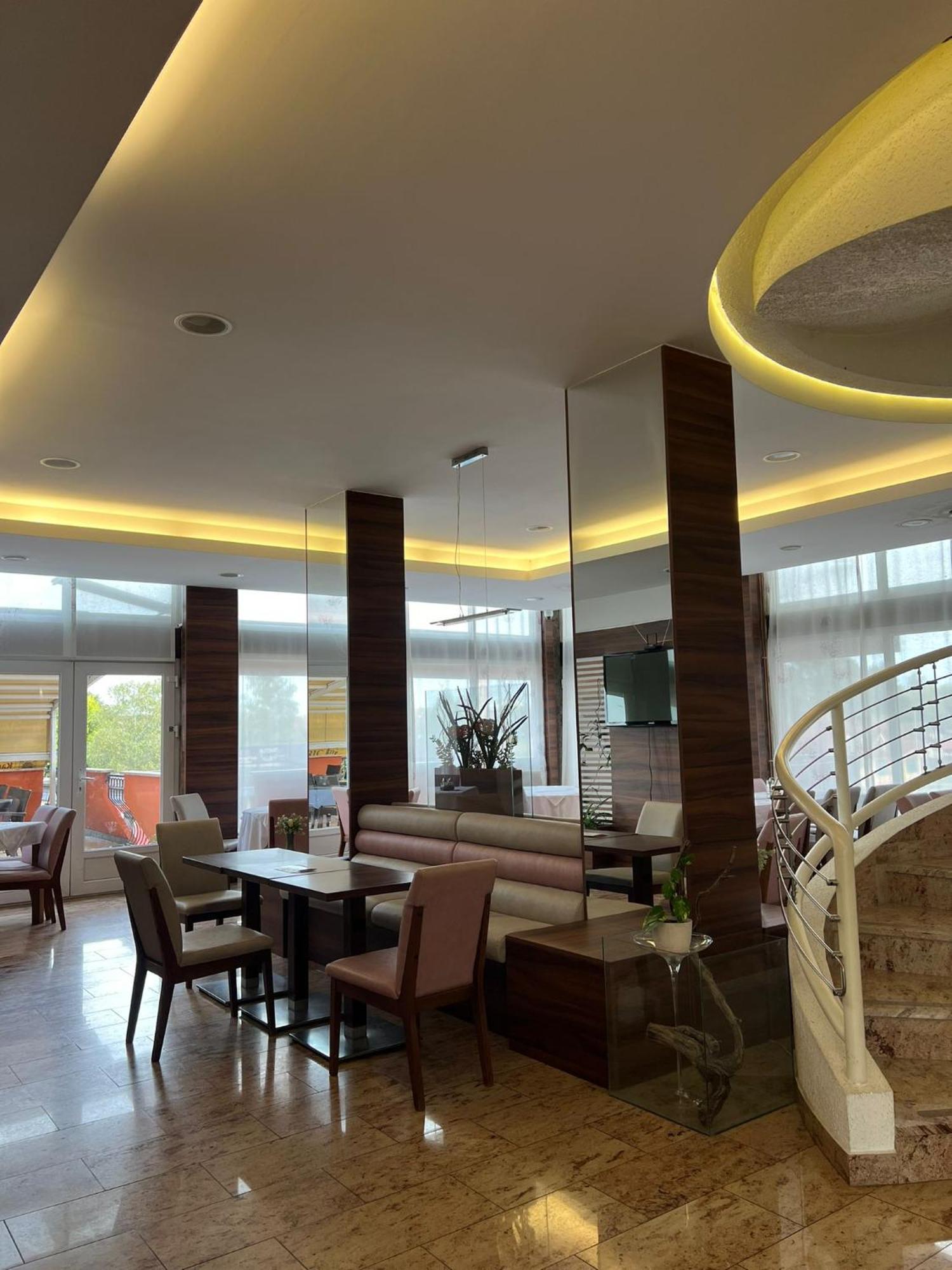 Hotel Garic Garesnica Dış mekan fotoğraf