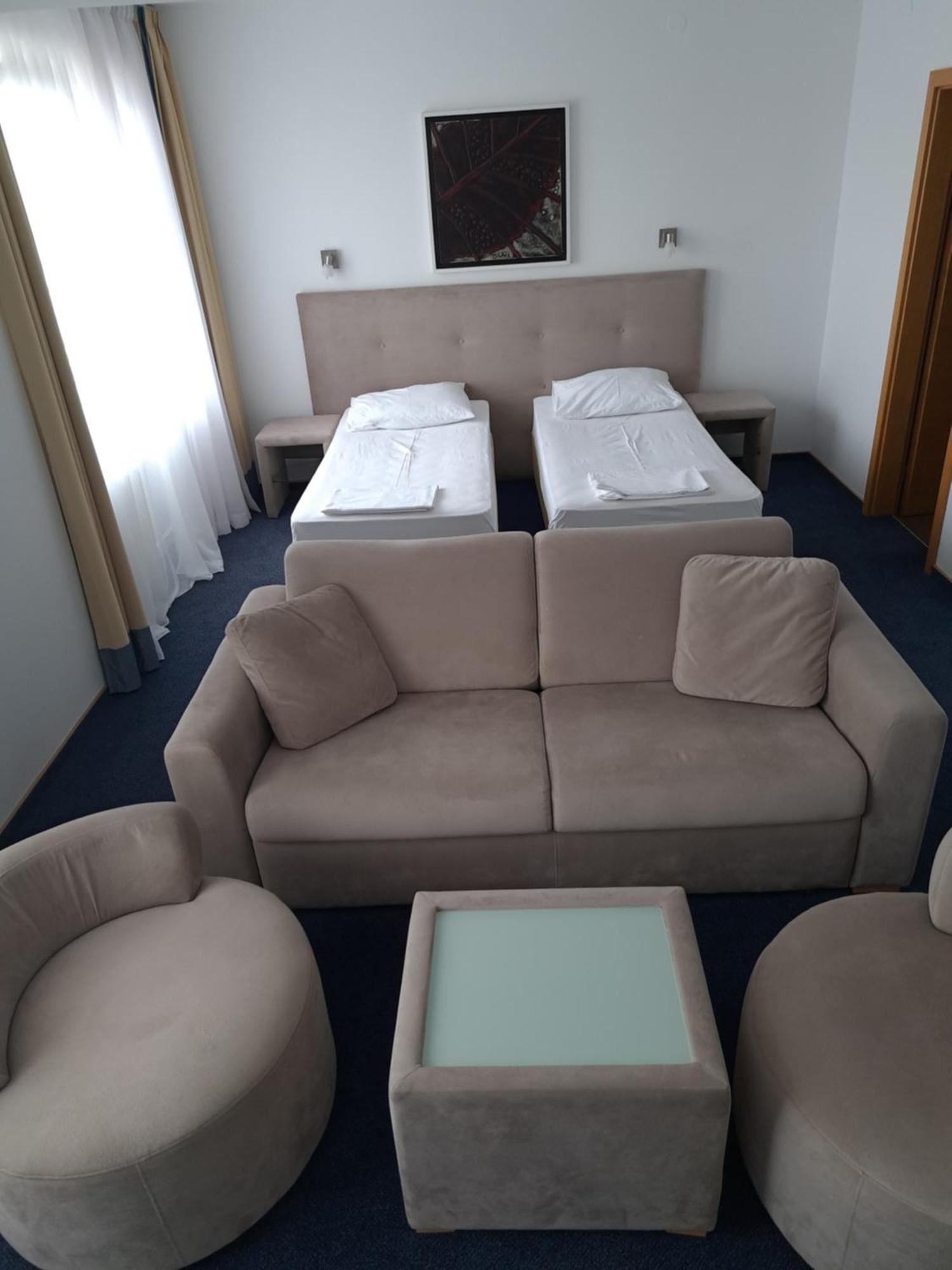 Hotel Garic Garesnica Dış mekan fotoğraf