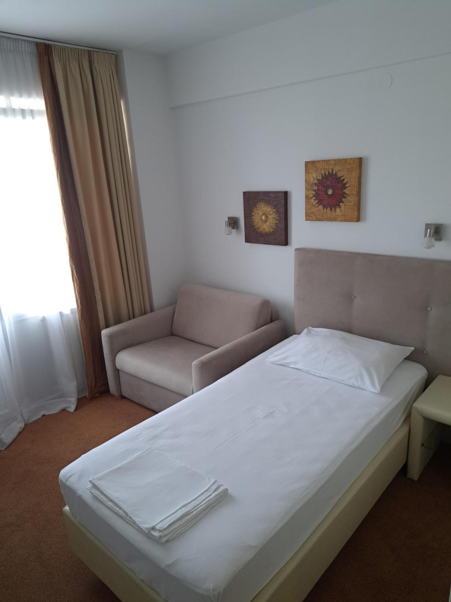 Hotel Garic Garesnica Dış mekan fotoğraf